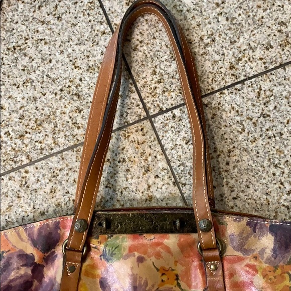 Patricia Nash Benvenuto Floral Tote Bag - Picture 4 of 8